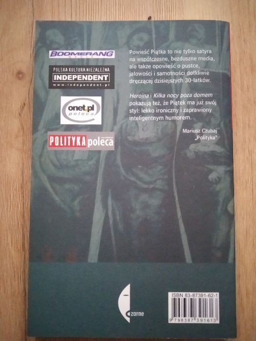 Kilka nocy poza domem / Tomasz.Piątek