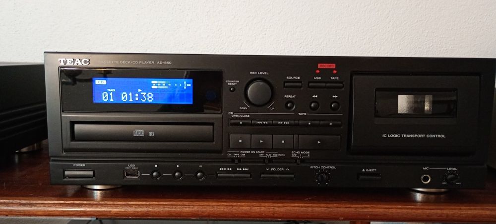 Teac AD-850 leitor CD,USB,e Deck de Cassetes-como novo