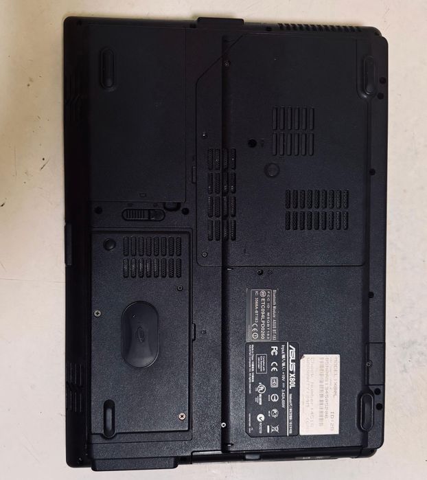 Ноутбук ASUS  X80L