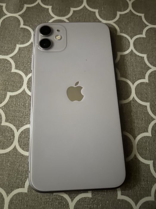 Айфон 11  идеальное состояние