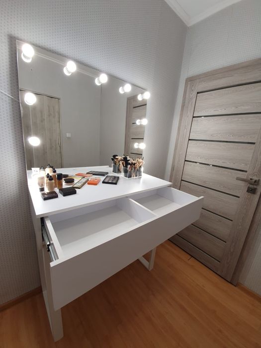 Toaletka z lustrem szer 100cm Hollywood make up do makijazu wizażu led