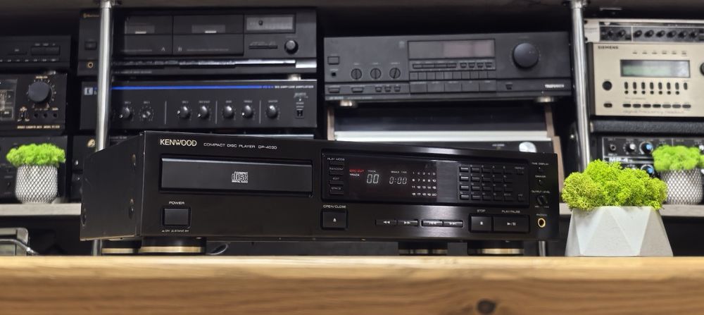 CD програвач Kenwood DP-4030