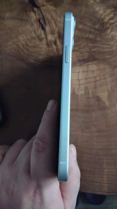 Iphone 15 plus jak nowy