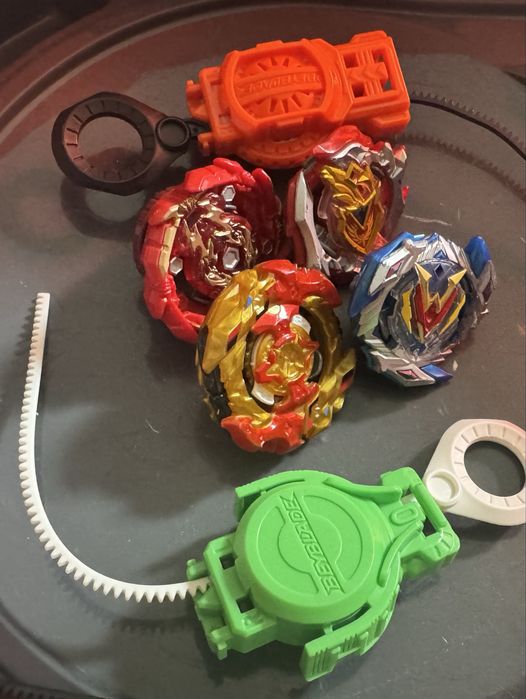Beyblade Burst Set Arena com Beyblades