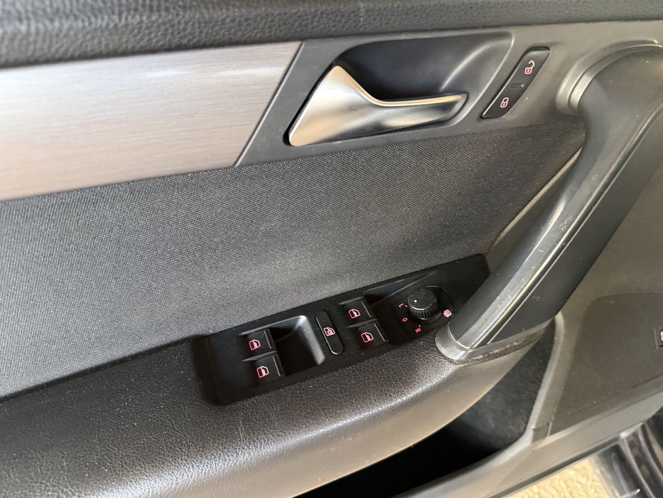VW Passat B7 універсал 2.0 TDI, 6- ти ступка  механіка, під тимчасовий облік для ЗСУ та БО