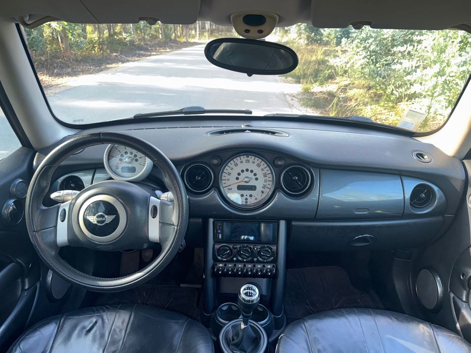 Mini One D 1.4 D ( motor toyota)