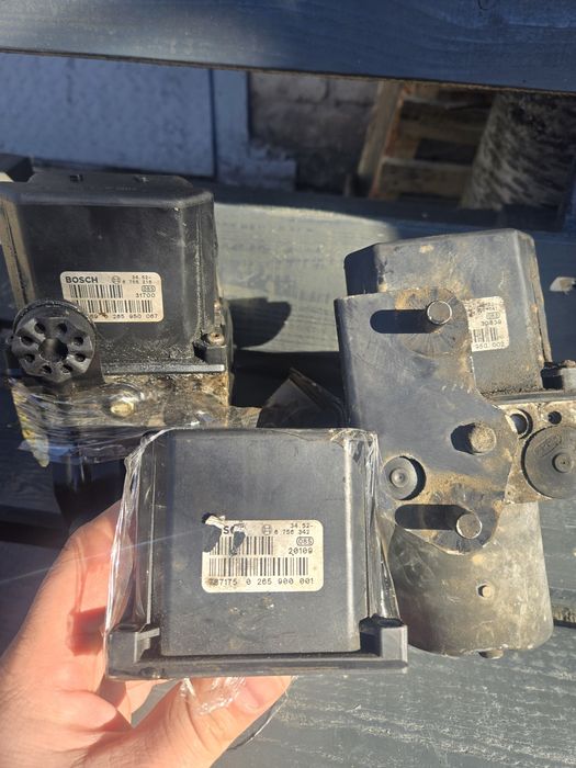 Блок ABS BMW E39 E38 DSC Bosch 001  002 067