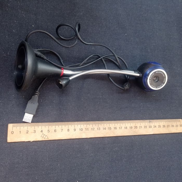 Веб-камера Usb с микрофоном f=3.85mm. 10x Digital Zoom Гибкий ствол и Logitech p/n 860-000333