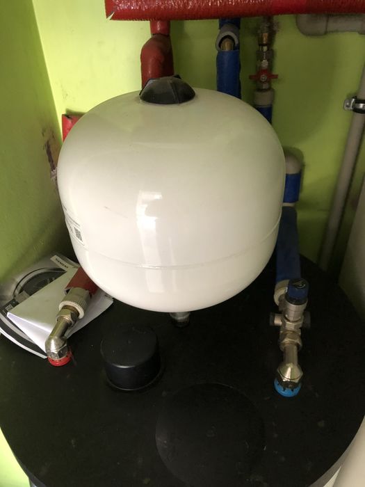 Kociol gazowy Valliant ecoTEC plus 256/5-5 z zasobnikiem
