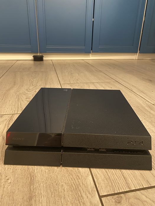 Play Station 4 FAT