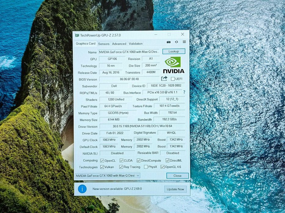 Dell Inspiron 7577(16GB+GTX 1060 6GB+i5-7300HQ+SSD+HDD)