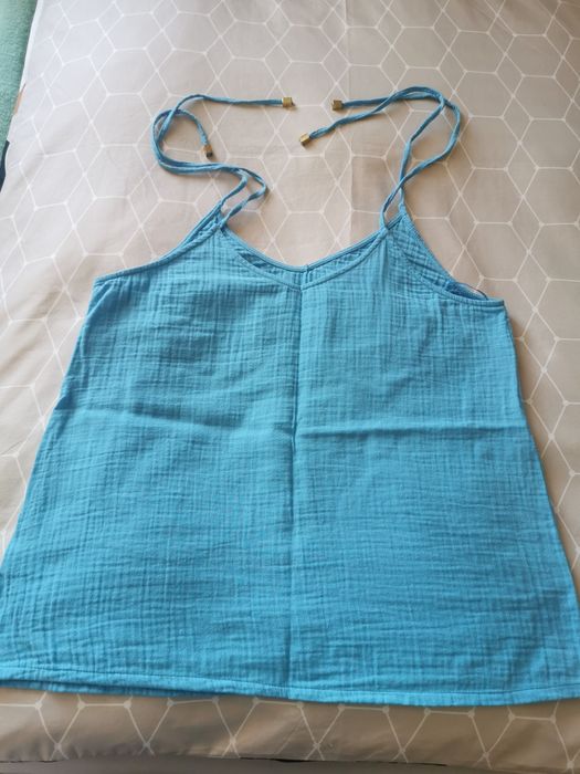 Nowa damska bluzka na ramiączkach