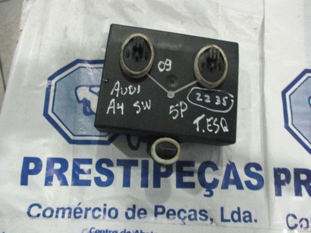 Centralina do fecho central AUDI A4 Allroad (8KH, B8)