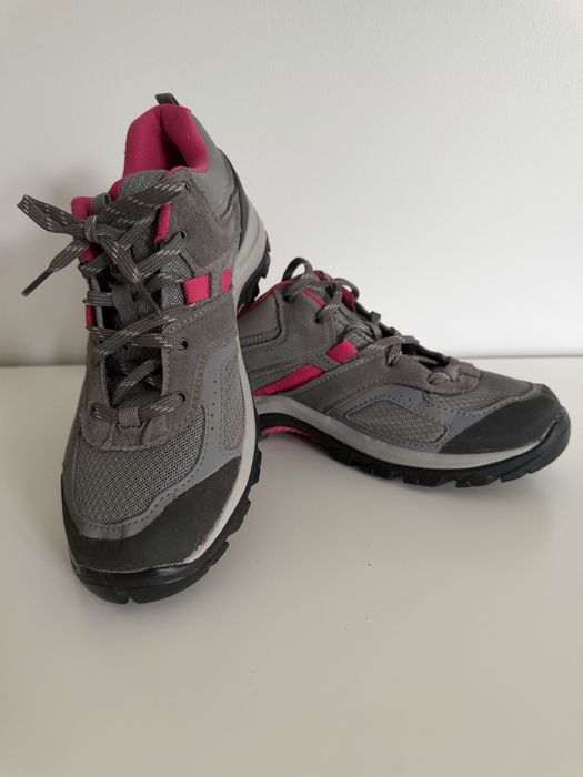 Buty turystyczne damskie Quechua MH100