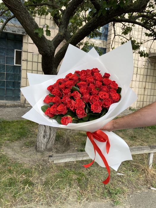 Букет квітів , букет 101 троянда, букет 45, 51 троянда , доставка Київ