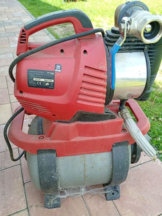 Pompa do wody na gniazdo zasilajace