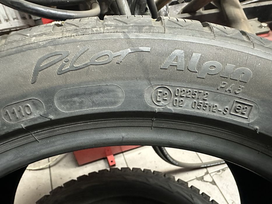 Продам одно зимнее колесо.