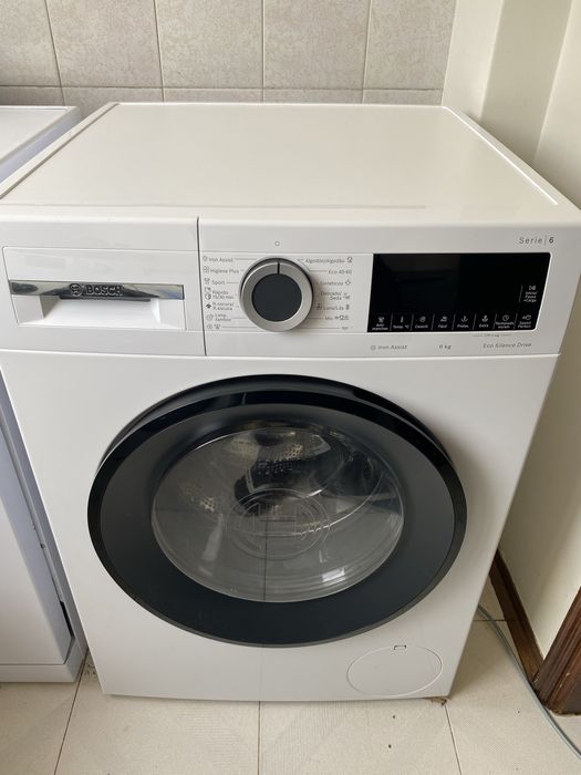 2 MAQUINAS BOSCH LAVAR E SECAR ROUPA sao duas maquinas bosch