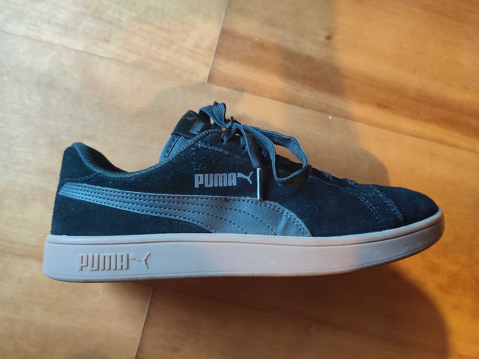 Ténis Puma pretos tam. 42