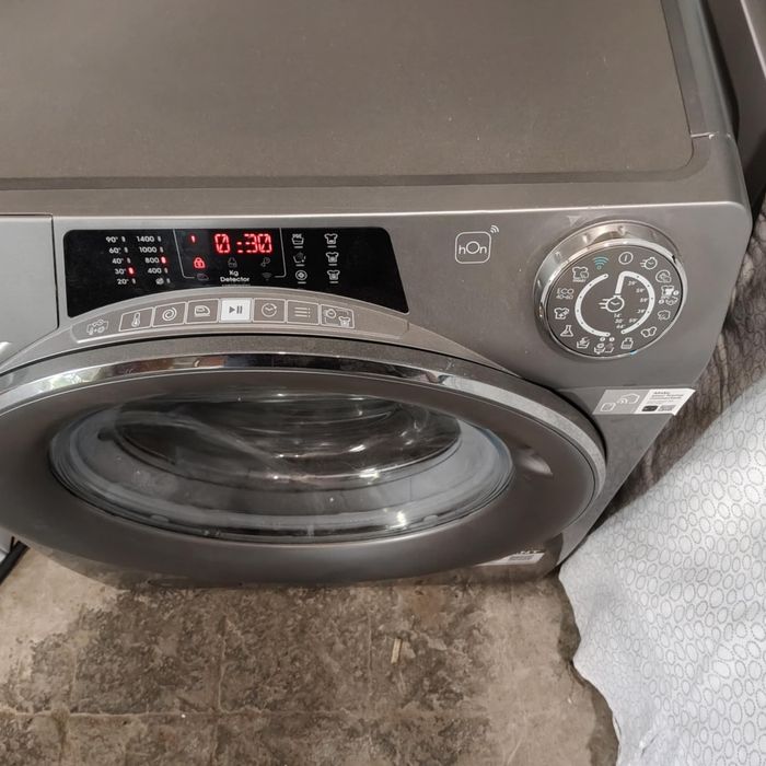 Pralka Candy srebrna 9kg z gwarancja.