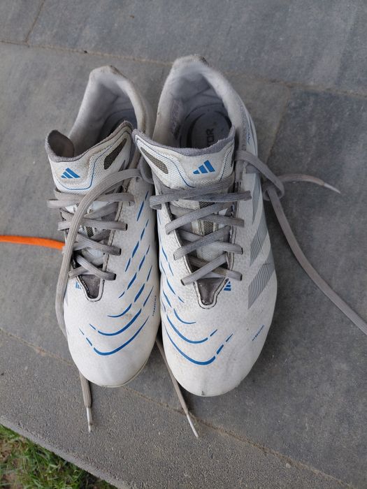 Buty korki 36 predator adidas