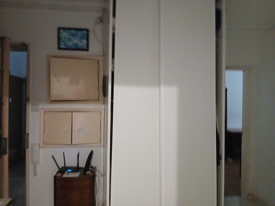 Quarto com serventia wc