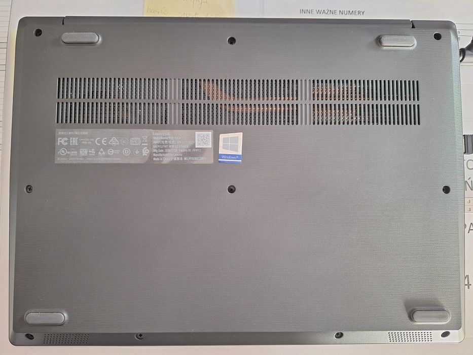Lenovo V 14 - i 5