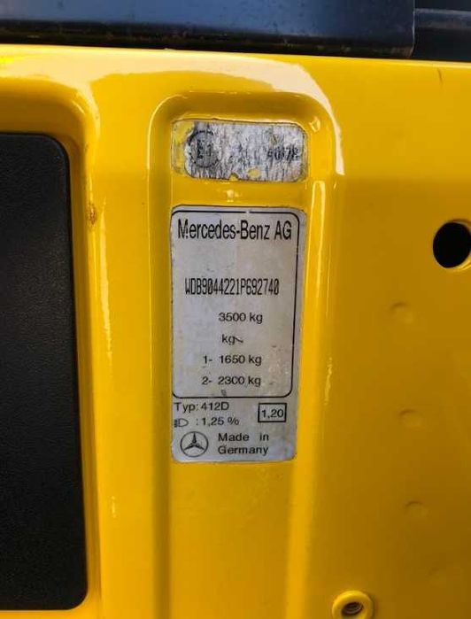 Эвакуатор частичной погрузки 4*4 Mercedes Sprinter 412