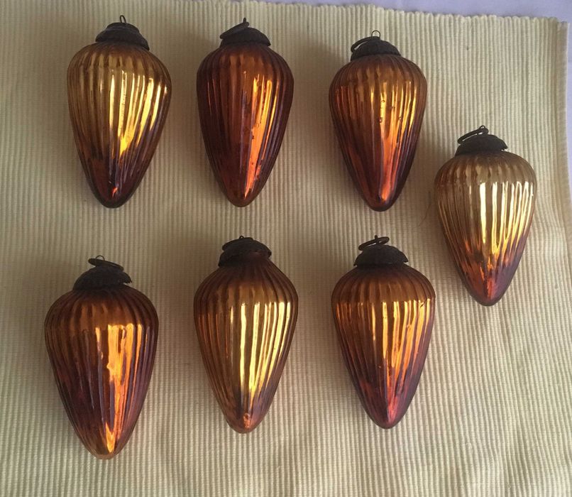 Pinhas em vidro,travessa Capodimonte