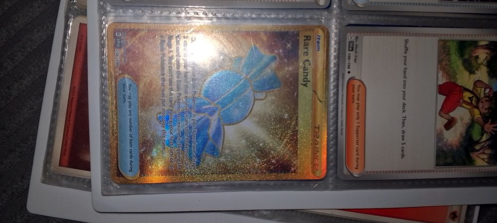 Sprzedam karty pokemon kolekcjonerskie