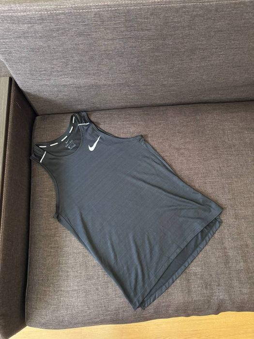 Спортивна чоловіча майка Nike