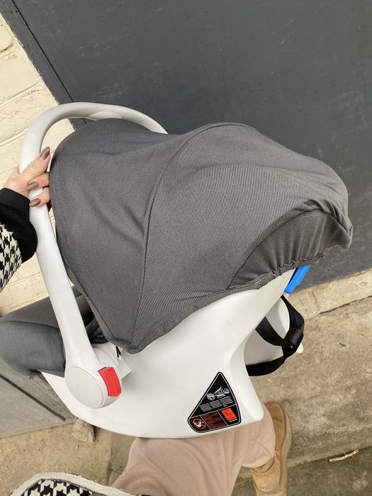 Автокрісло-люлька CARRELLO Mini