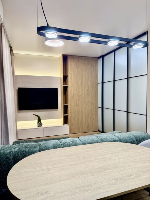 Продам 1к квартиру переплановану в євродвушку в У-кварталі