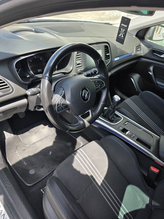 Renault Megane sport tourer