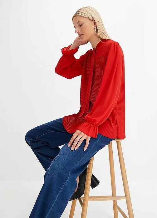 B.P.C czerwona bluzka plisowana z krawatką ^44