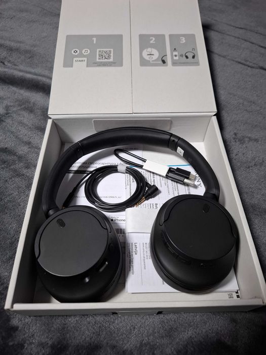 Навушники Sony WH-CH720N Black