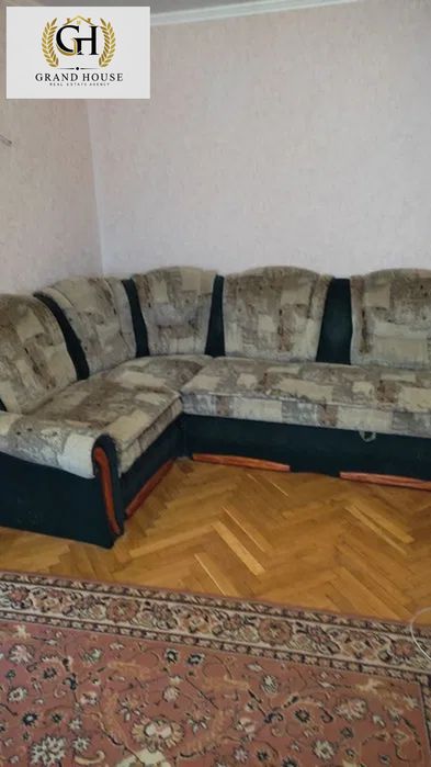 Продам 4 кімнатну квартиру на вул. Шатіло 2й поверх
