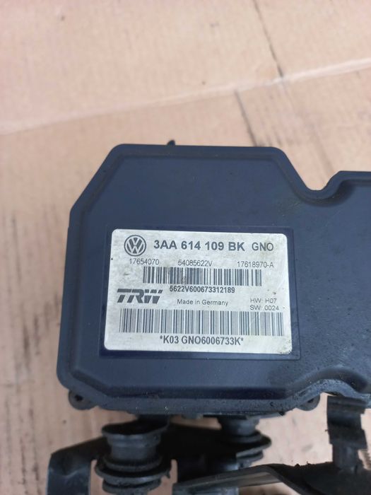 VW Passat B7 1,6 2,0 1.6 2.0  ABS Блок АБС Помпа 3AA614109BK