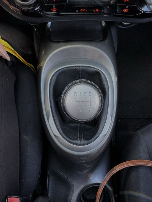 Nissan Juke Diesel 2017 económico SUV fiável e estimado