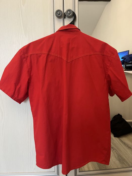 Вінтажна червона сорочка з коротким рукавом (Made in Finland)