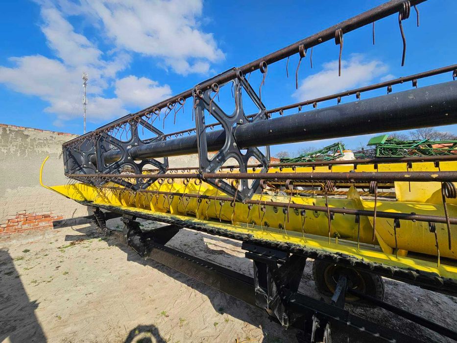 Комбайн зернозбиральний New Holland-CX8090