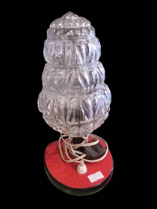 Candeeiro de mesa vintage com base em madeira