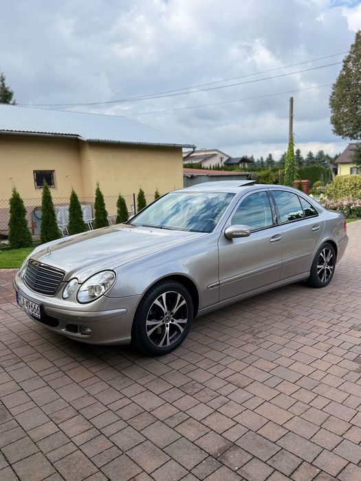 Mercedes-Benz Klasa E Mercedes E-klasa W211