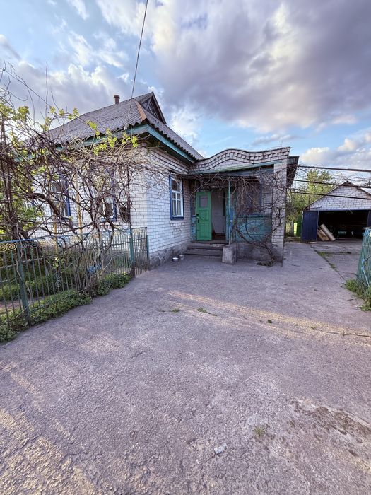 Продам добротний будинок у с. Білецьківка