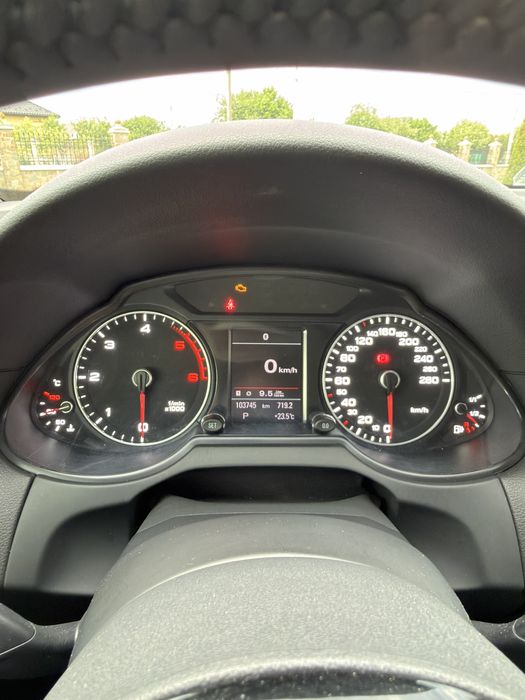Audi Q5 21013 рік