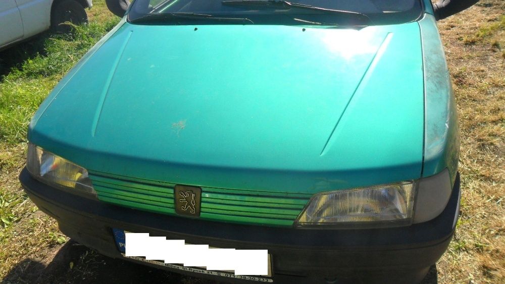 Peugeot 106,rok1995,zielony metalik,hak,przeznaczony na części