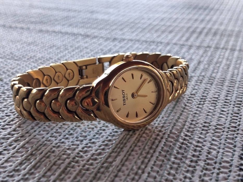 Часи жіночі tissot
