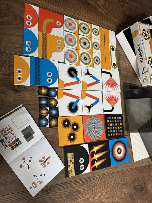 Djeco kinoptik. Гра конструктор. Анімаційний пазл. Машини