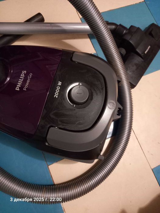 Пилесос филипс майже новий