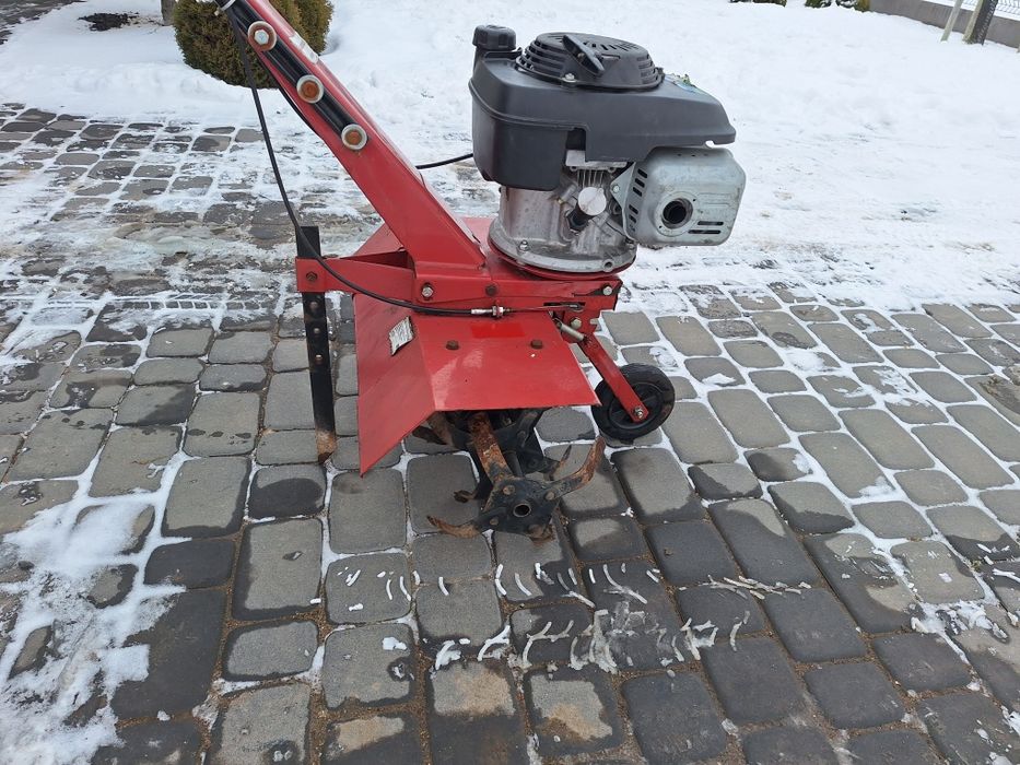 Glebogryzarka spalinowa silnik Honda